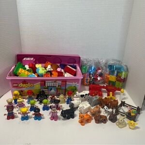 DUPLO LEGO lot of 190 Pieces building blocks toys